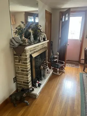 33 Van Buren Street Warwick RI 02888