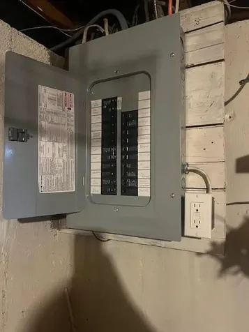 33 Van Buren Street Warwick RI 02888