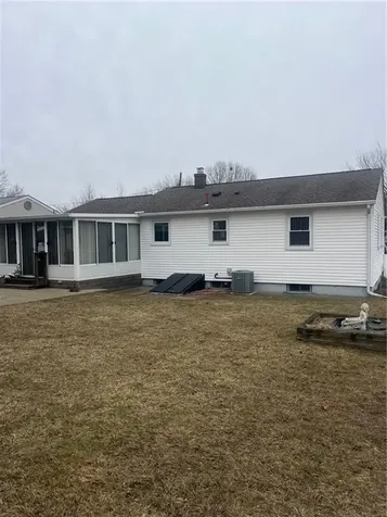 33 Van Buren Street Warwick RI 02888