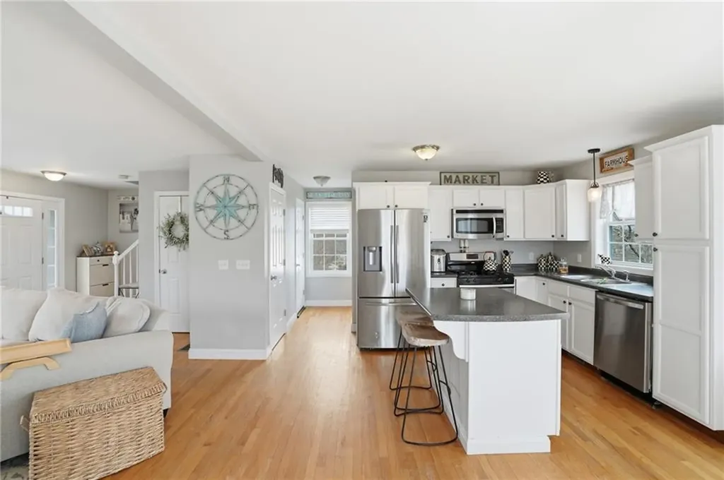 19 Fieldstone Way Westerly RI 02891