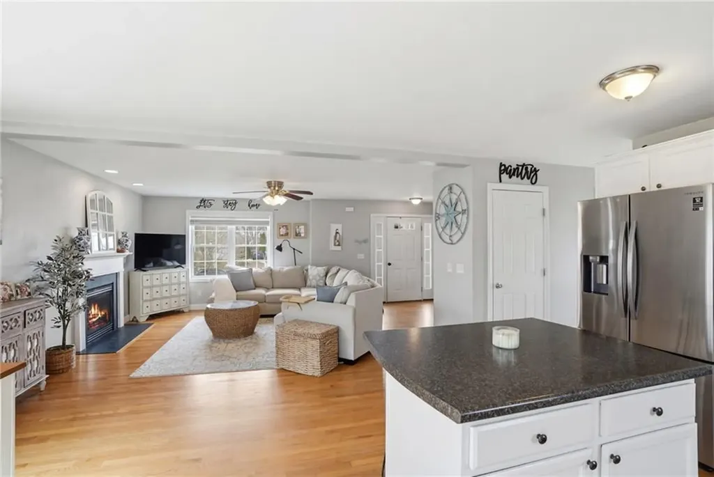 19 Fieldstone Way Westerly RI 02891