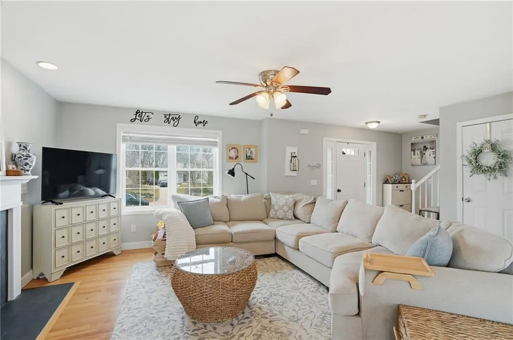 19 Fieldstone Way Westerly RI 02891