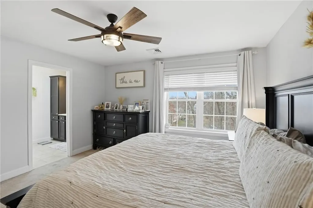 19 Fieldstone Way Westerly RI 02891