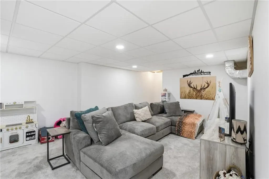 19 Fieldstone Way Westerly RI 02891