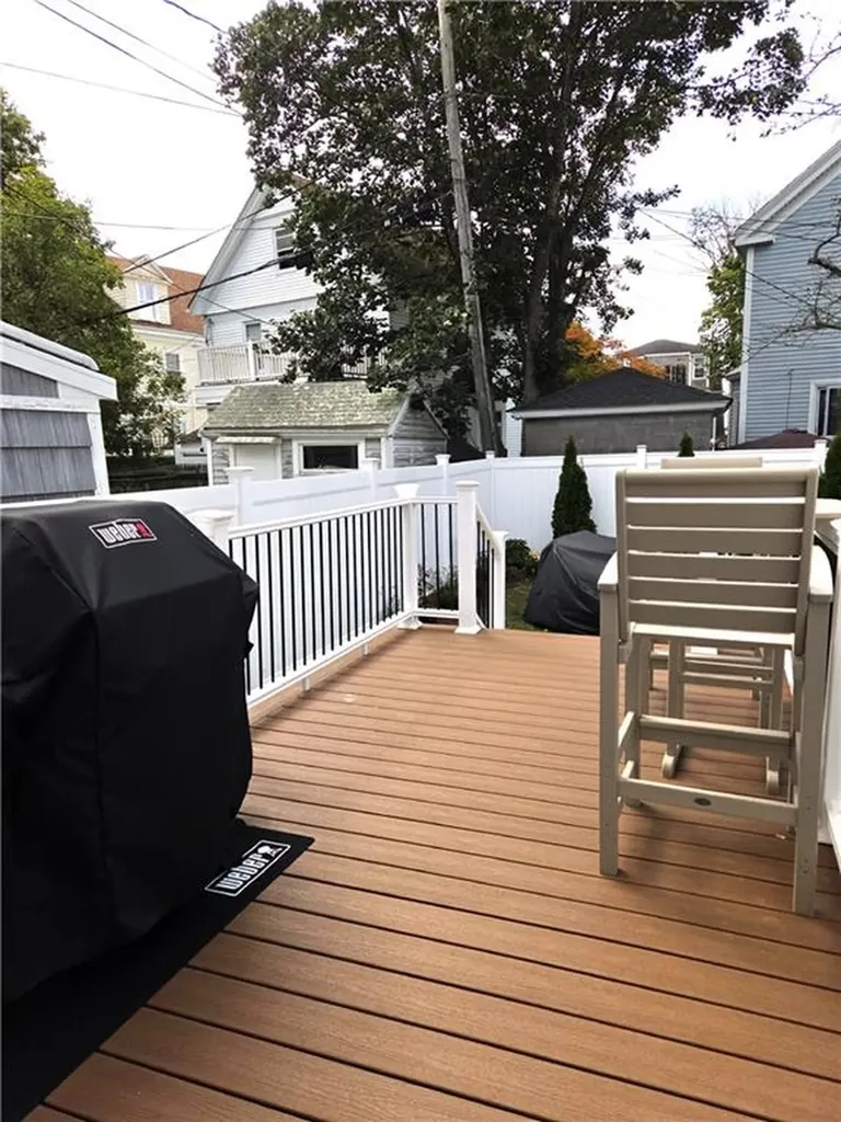 33 Slocum Street Newport RI 02840