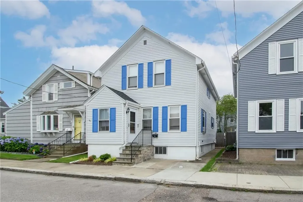 33 Slocum Street Newport RI 02840