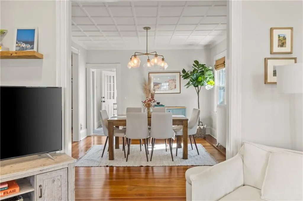 35 Hall Avenue Newport RI 02840