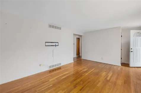 16 Vista Drive Lincoln RI 02865