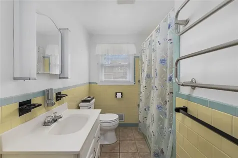 16 Vista Drive Lincoln RI 02865