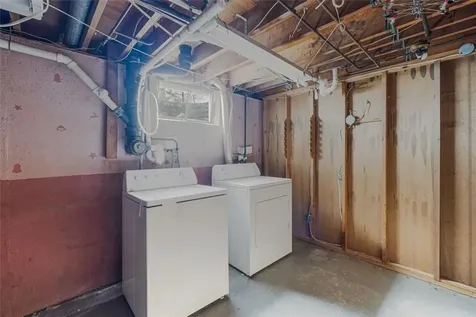 16 Vista Drive Lincoln RI 02865