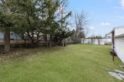 16 Vista Drive Lincoln RI 02865