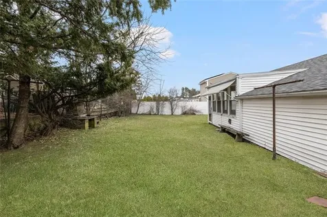 16 Vista Drive Lincoln RI 02865