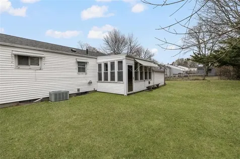 16 Vista Drive Lincoln RI 02865