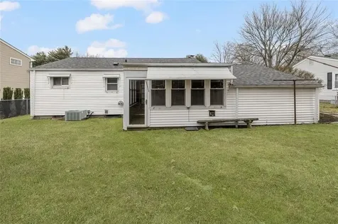 16 Vista Drive Lincoln RI 02865