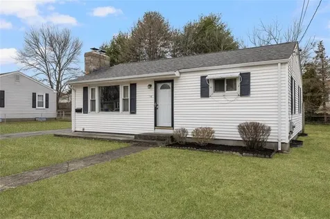 16 Vista Drive Lincoln RI 02865