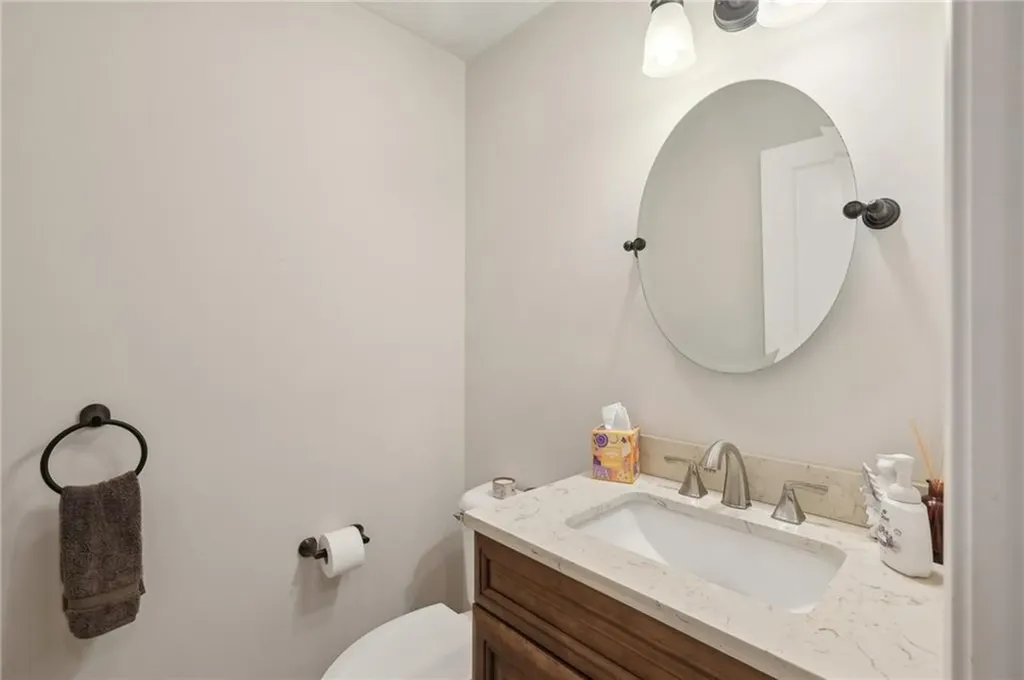 27 Rockcrest Lane Johnston RI 02919