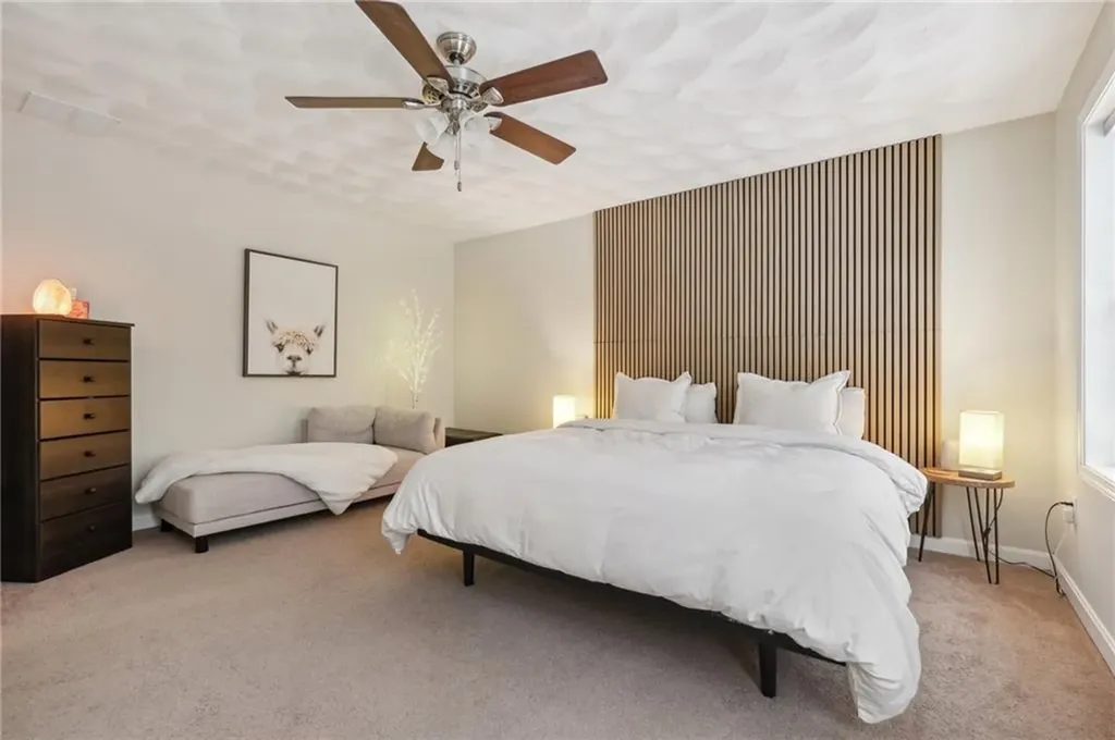 27 Rockcrest Lane Johnston RI 02919