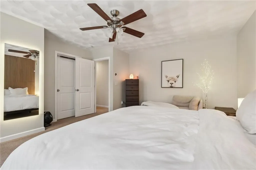 27 Rockcrest Lane Johnston RI 02919