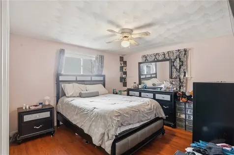 62 Hillcrest Avenue Pawtucket RI 02860