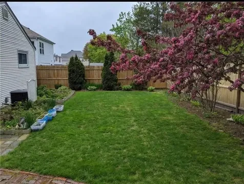62 Hillcrest Avenue Pawtucket RI 02860
