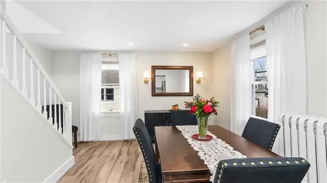 629 Thames Street Newport RI 02840