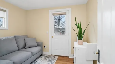 629 Thames Street Newport RI 02840