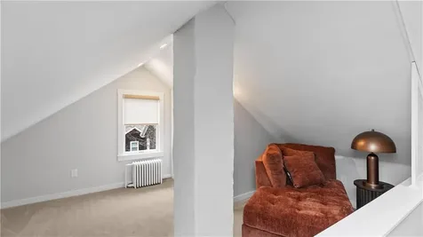 629 Thames Street Newport RI 02840