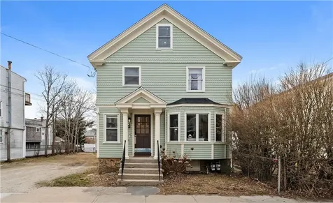 629 Thames Street Newport RI 02840