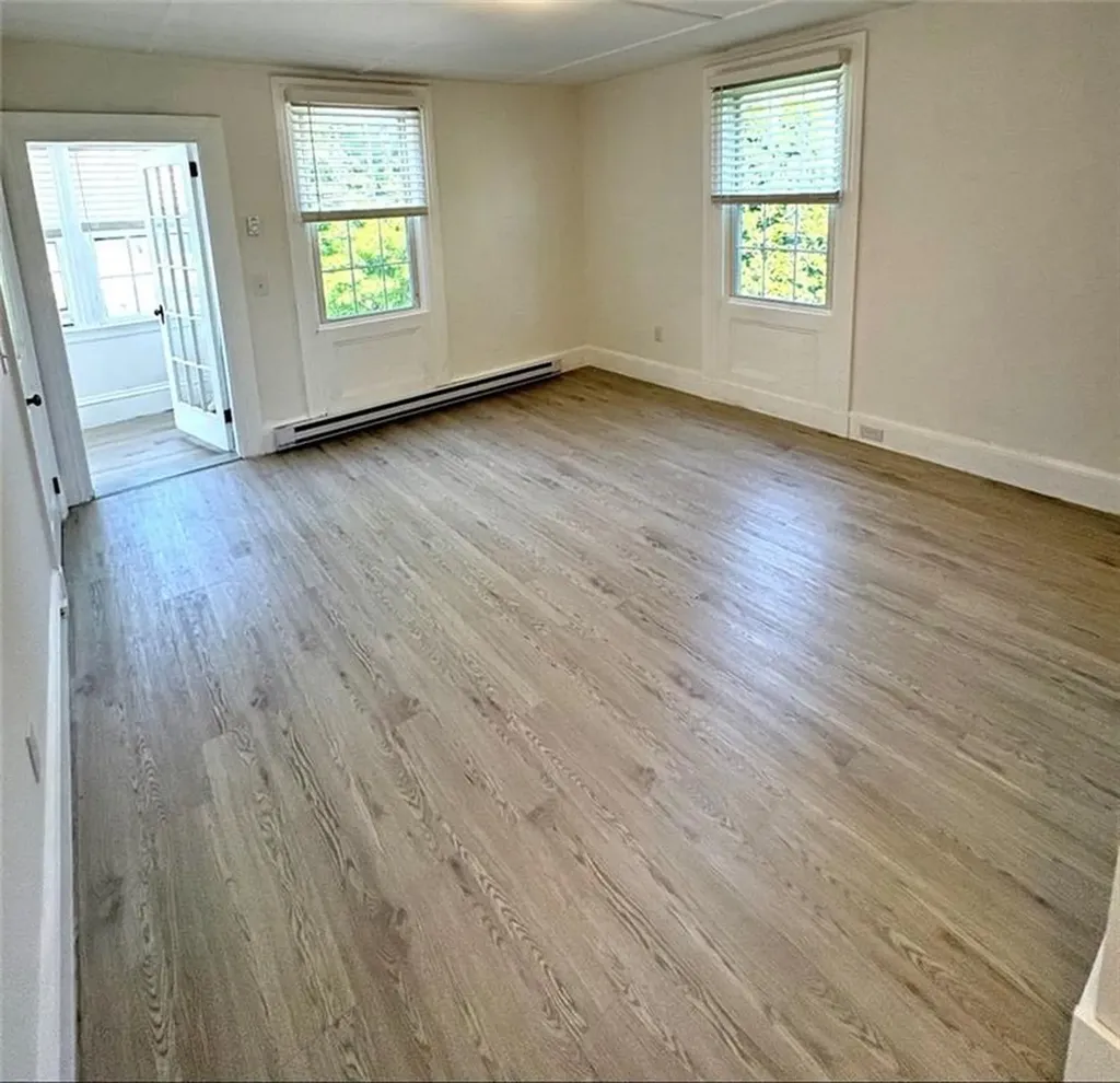 8 Bridge Street Newport RI 02840
