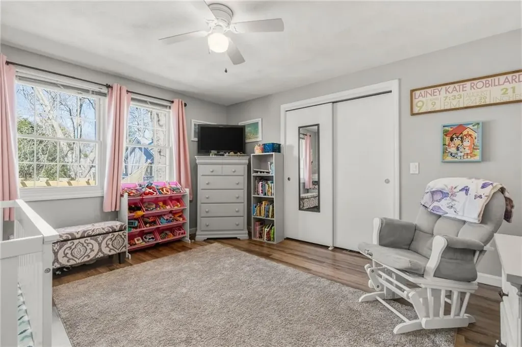51 Cove Avenue Barrington RI 02806