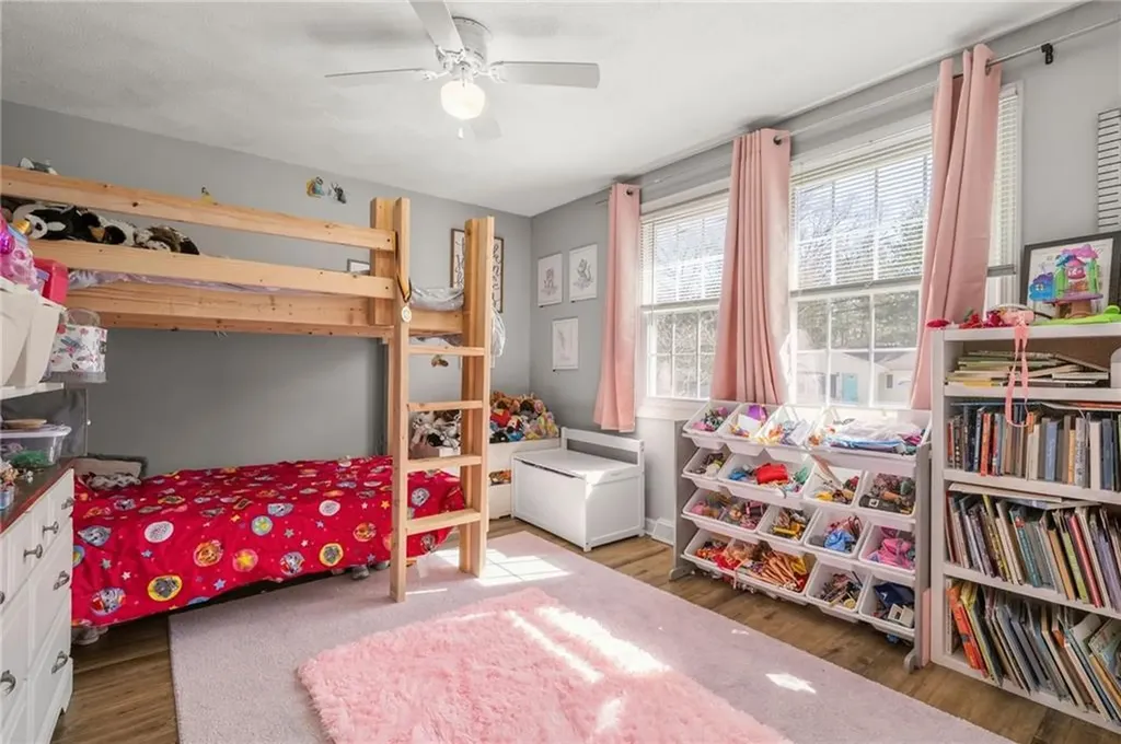 51 Cove Avenue Barrington RI 02806
