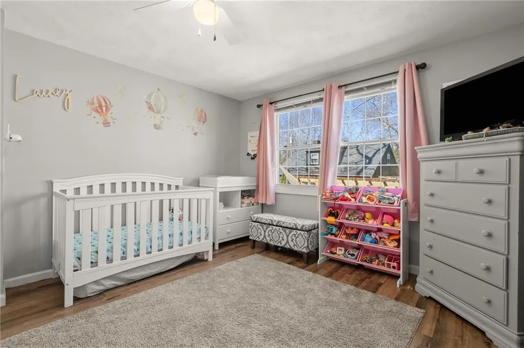 51 Cove Avenue Barrington RI 02806
