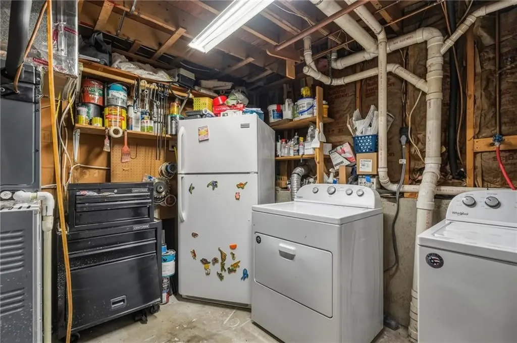 51 Cove Avenue Barrington RI 02806
