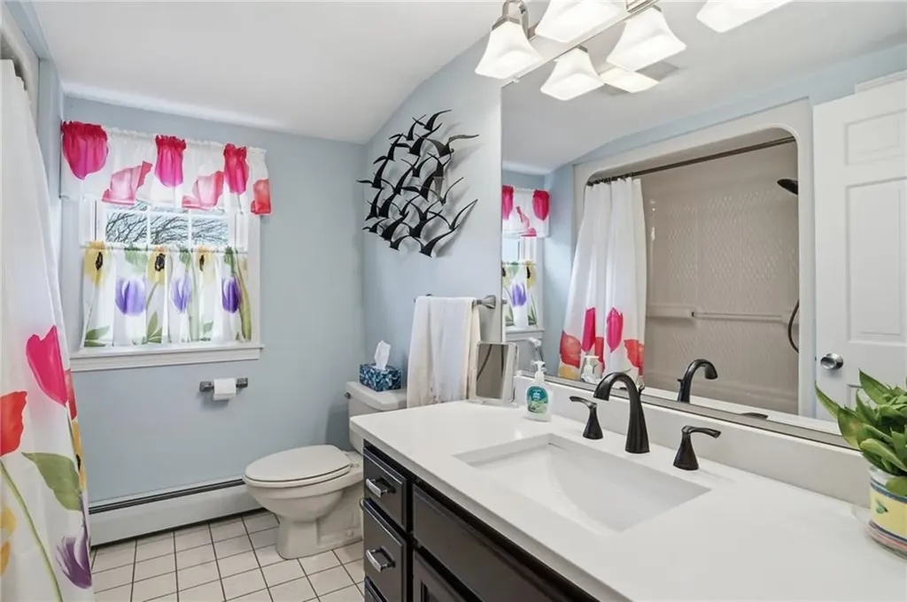 11 Tampa Street West Warwick RI 02893