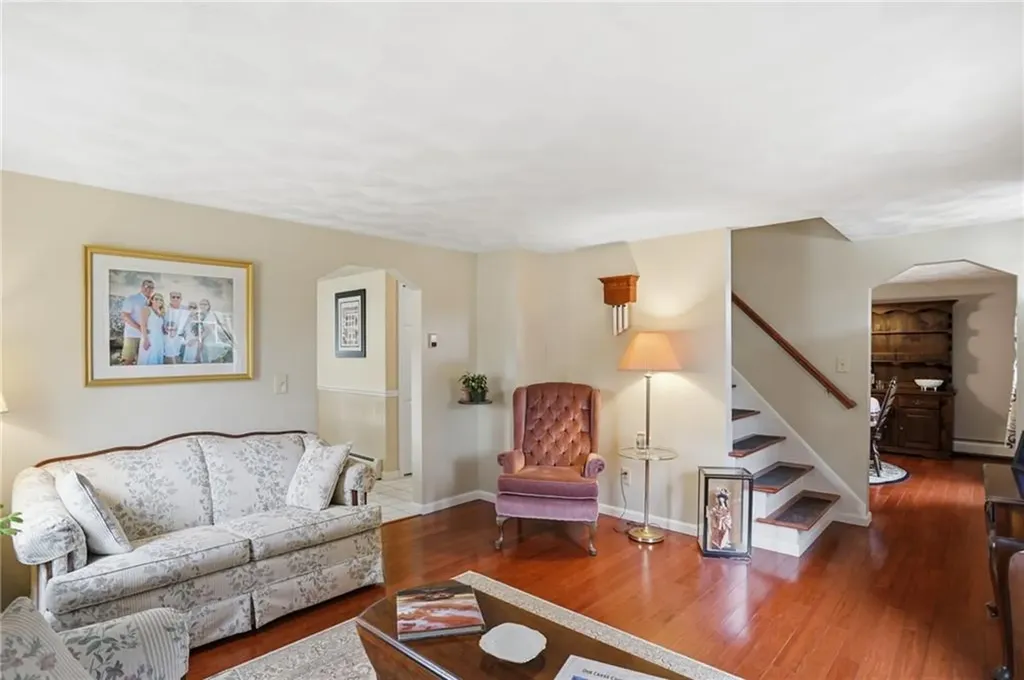 11 Tampa Street West Warwick RI 02893