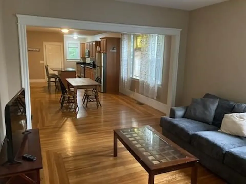 51 Huxley Avenue Providence RI 02908