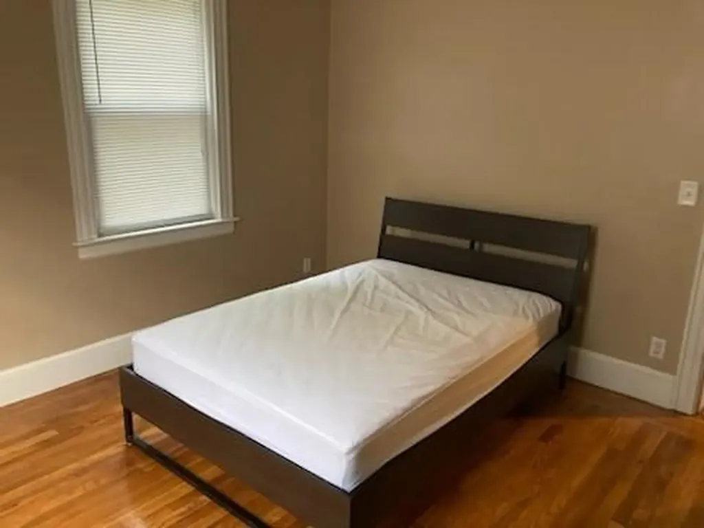 51 Huxley Avenue Providence RI 02908