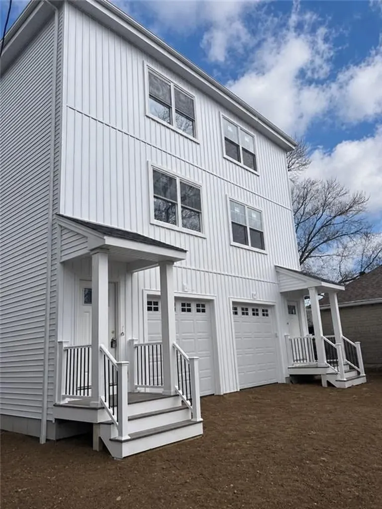 0 Lodi Street Pawtucket RI 02861