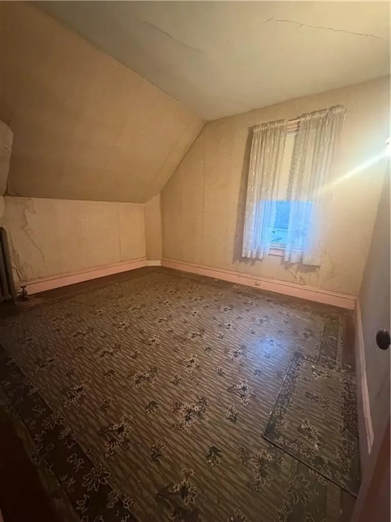 507 Academy Avenue Providence RI 02908