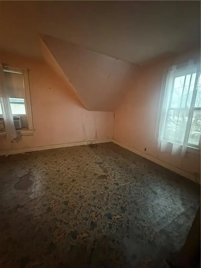 507 Academy Avenue Providence RI 02908