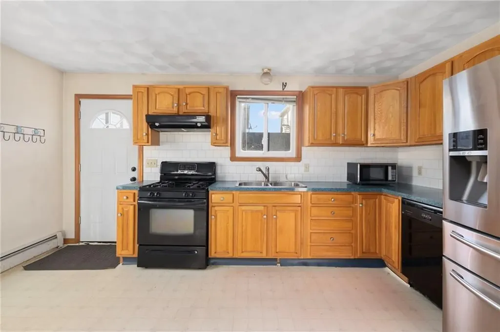76 Moorefield Street Providence RI 02909