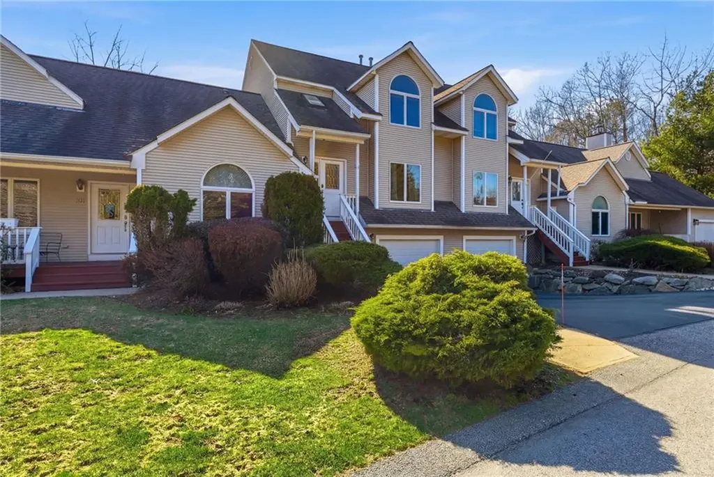 99 River Farms Drive West Warwick RI 02893