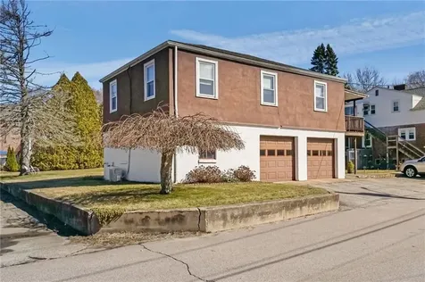 3 Columbus Avenue Westerly RI 02891