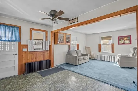 3 Columbus Avenue Westerly RI 02891