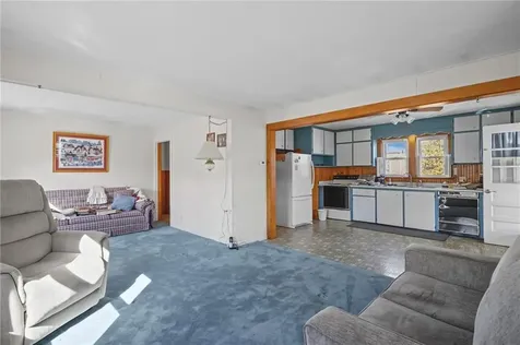 3 Columbus Avenue Westerly RI 02891