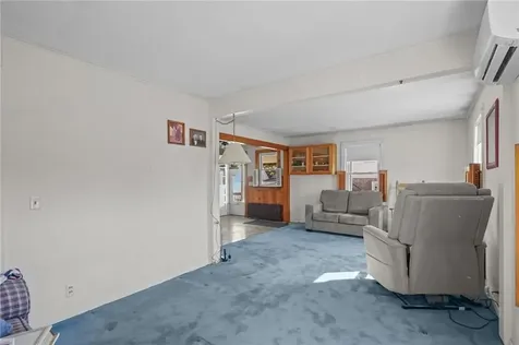 3 Columbus Avenue Westerly RI 02891