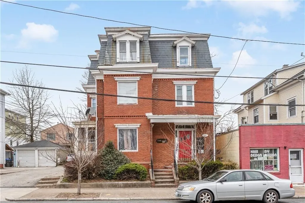 332 Academy Avenue Providence RI 02908