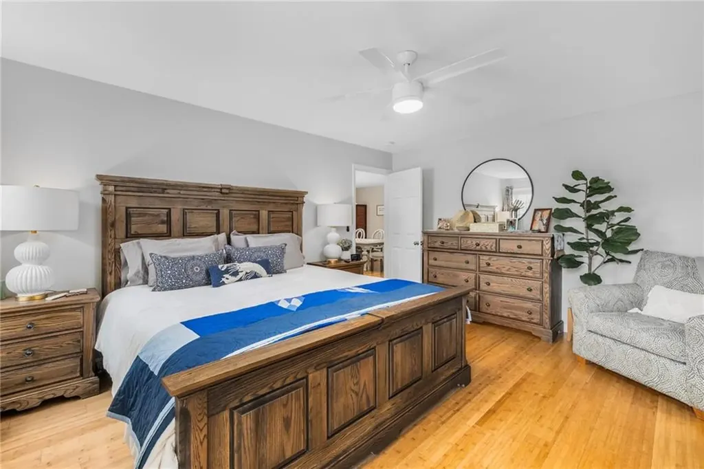 33 Abatecola Way Johnston RI 02919