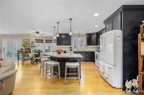 33 Abatecola Way Johnston RI 02919