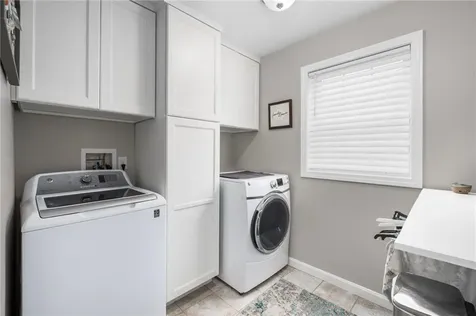33 Abatecola Way Johnston RI 02919